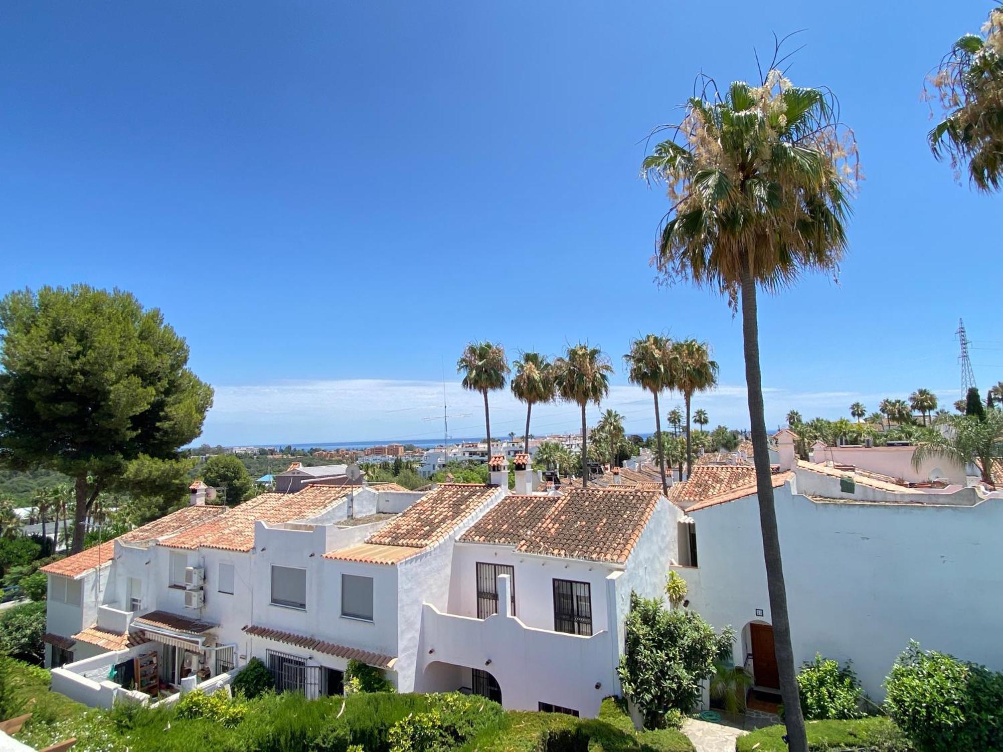 Townhouse W/Sea View & Garden Estepona Exterior foto